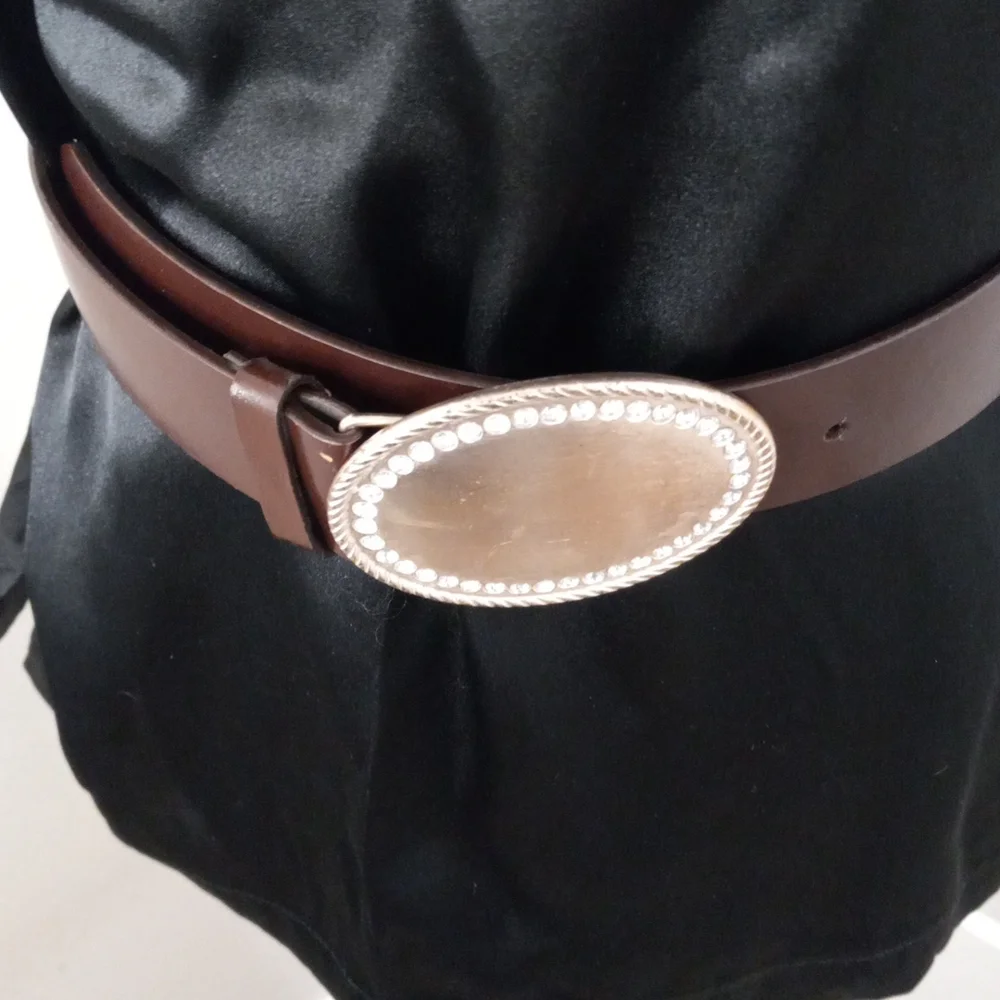 Silver Buckle W/Rhinestones  Leather Belt Size S/med